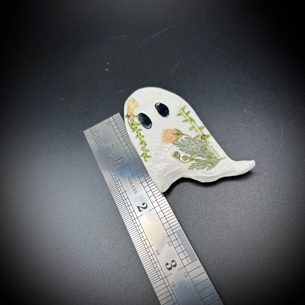 Botanical Ghost Magnet